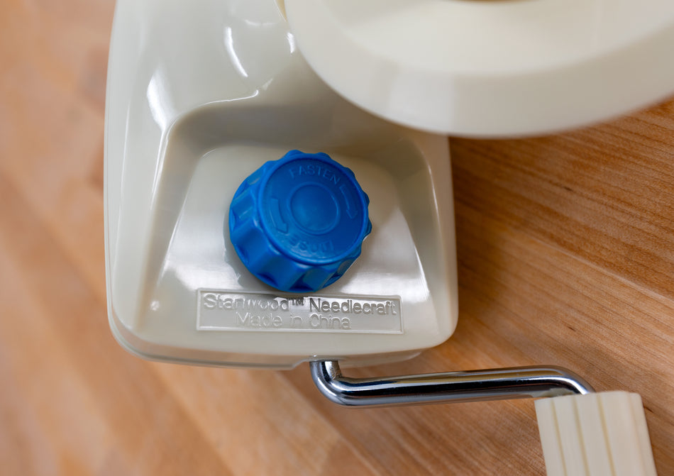 Compact Yarn Ball Winder Hand-Operated YBW-B